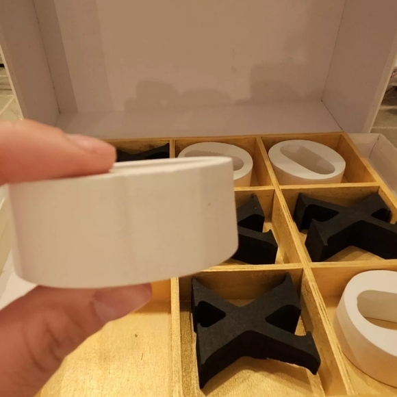 Gold wooden board game X O also used for decorative purposes - Picture 5 of 6